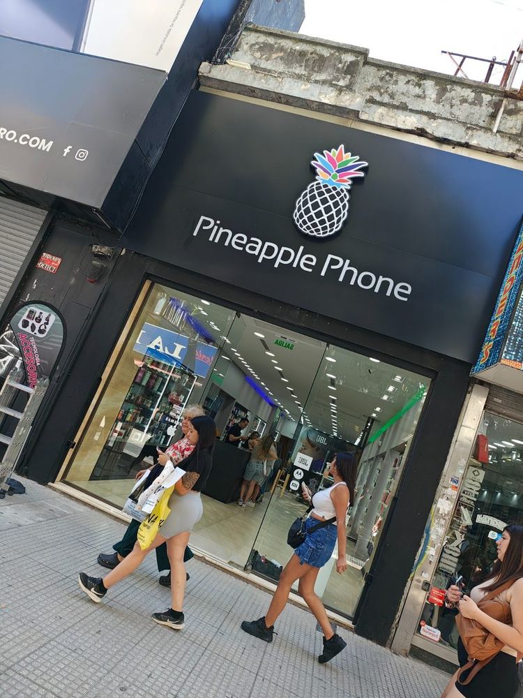 Pineapple Phone